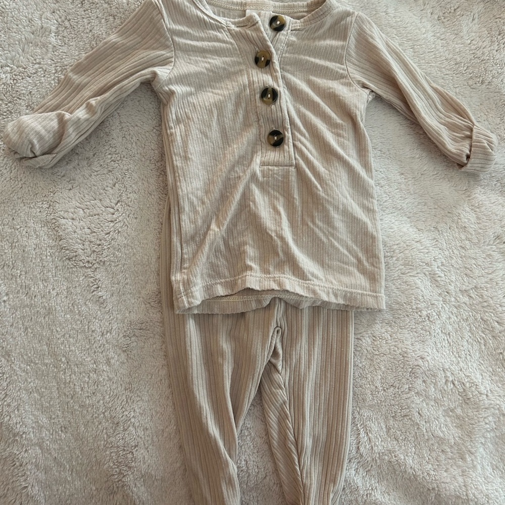 Lou Lou & Company Cream Kids Pajama Set
